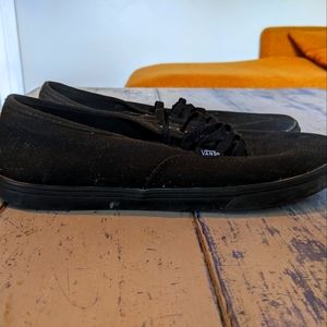 Men's size 9 black Vans